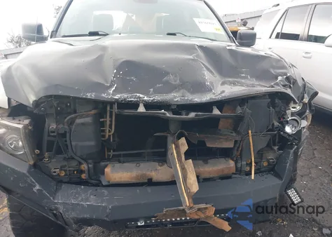 2017 Ram 1500 Express 4X4 5'7 Box from USA, damaged, VIN 3C6RR7KT4HG751145